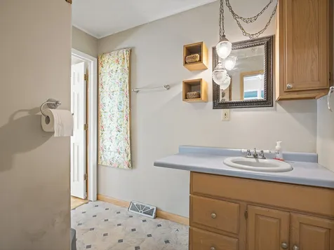 3637 Baxter Road Rockford IL 61109