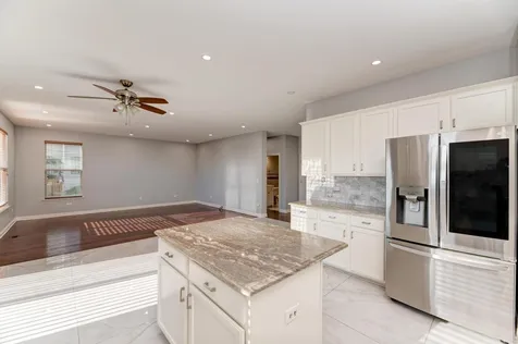 907 Wildflower Drive Shorewood IL 60404