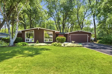 1305 Alicia Drive Morris IL 60450