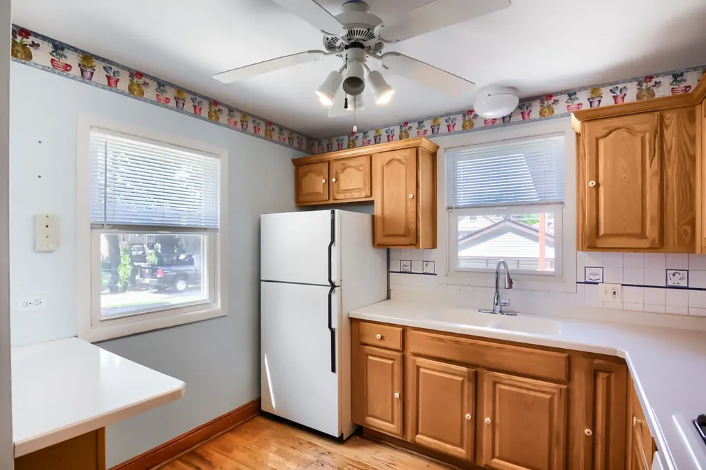 10440 South Hamlin Avenue Chicago IL 60655