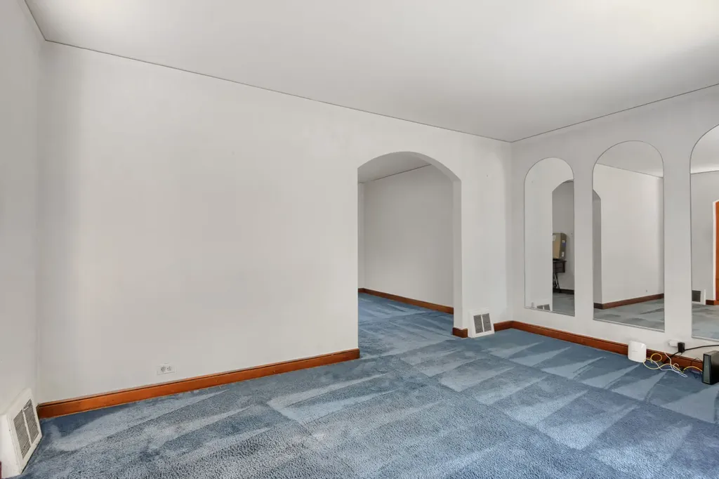 10440 South Hamlin Avenue Chicago IL 60655