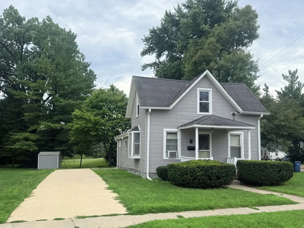 1 East Main Street Amboy IL 61310