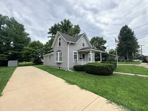 1 East Main Street Amboy IL 61310