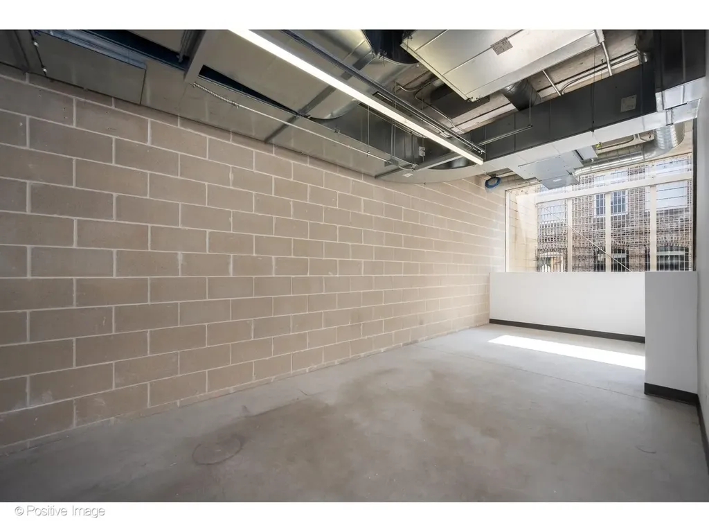 1704 North Damen Avenue Chicago IL 60647