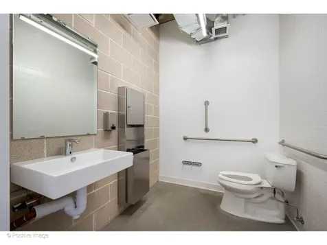 1704 North Damen Avenue Chicago IL 60647