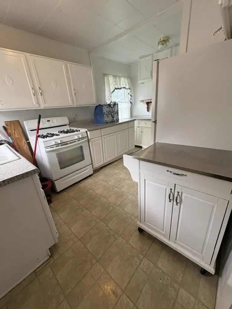 3S471 Pattermann Road Warrenville IL 60555