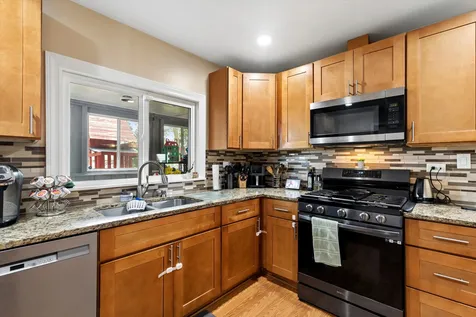 5701 Bedford Court Hanover Park IL 60133