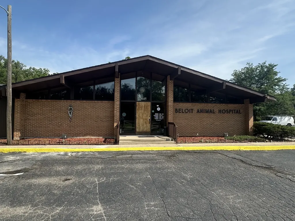 1645 Blackhawk Boulevard South Beloit IL 61080
