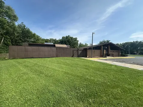 1645 Blackhawk Boulevard South Beloit IL 61080