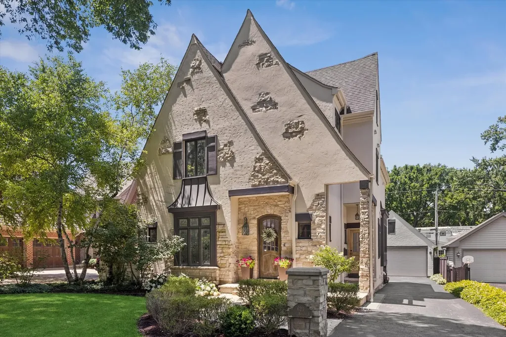 620 South Bruner Street Hinsdale IL 60521