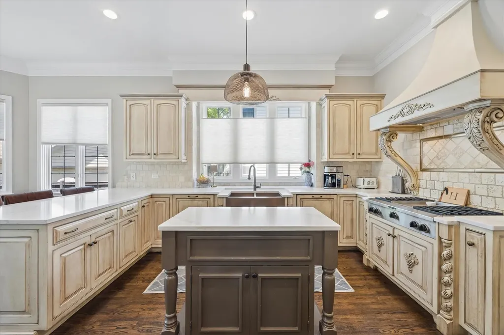620 South Bruner Street Hinsdale IL 60521