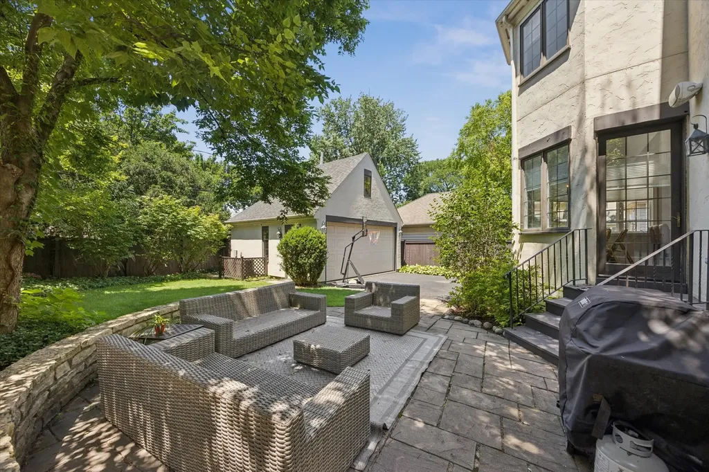620 South Bruner Street Hinsdale IL 60521