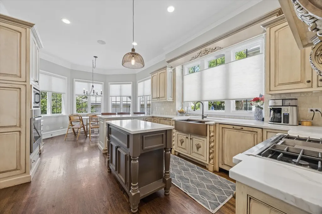 620 South Bruner Street Hinsdale IL 60521