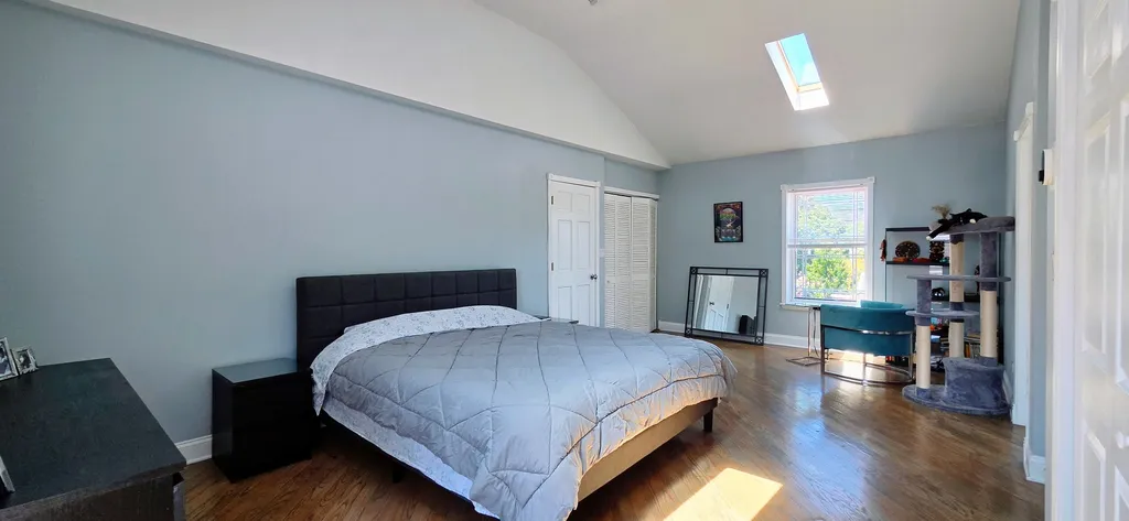 7223 North Oakley Avenue Chicago IL 60645