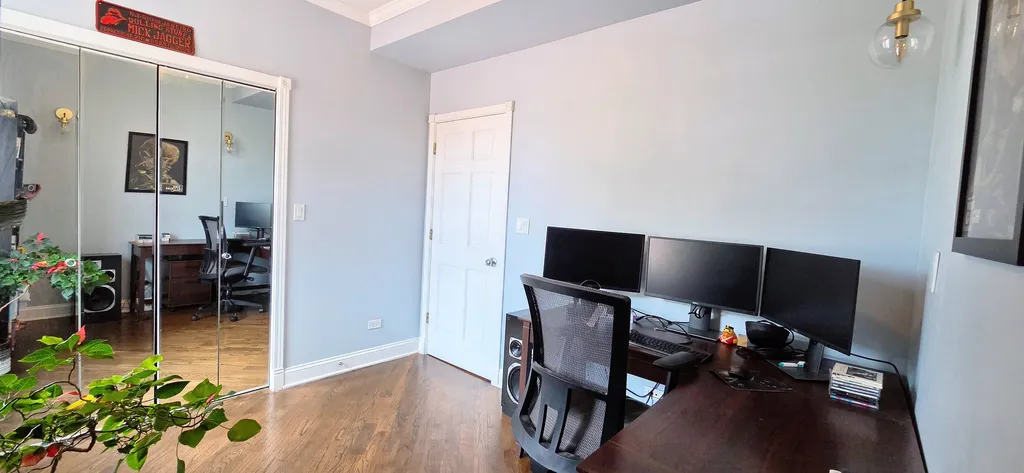 7223 North Oakley Avenue Chicago IL 60645