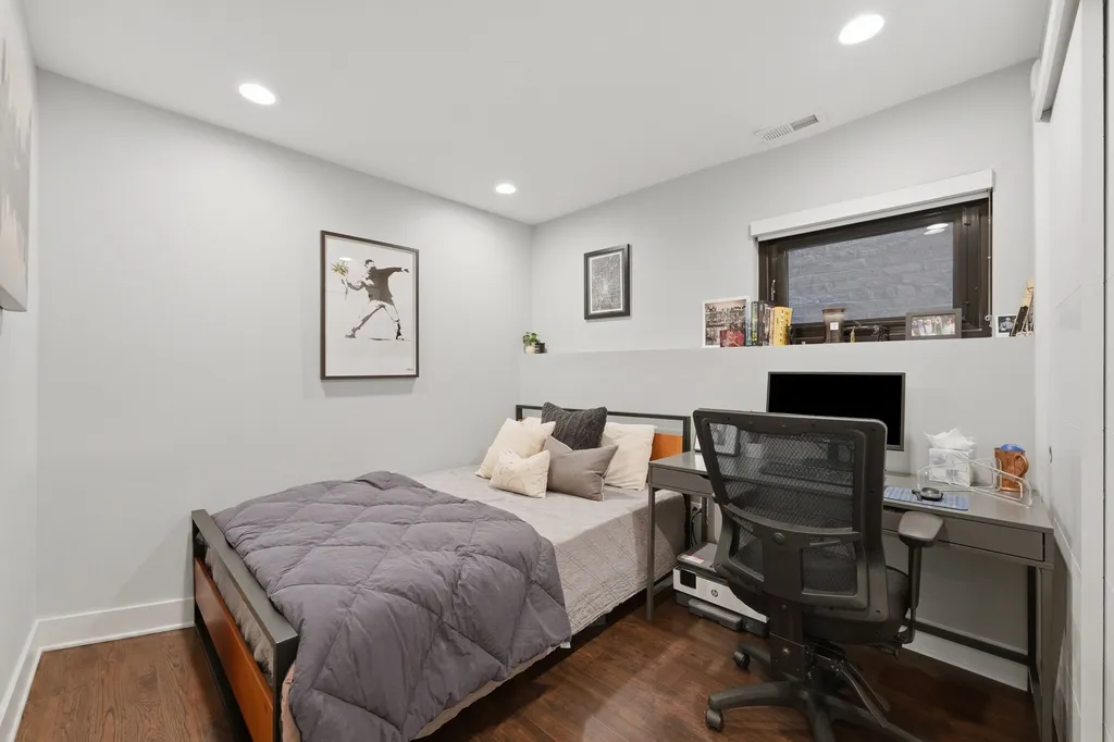 1349 North Leavitt Street Chicago IL 60622