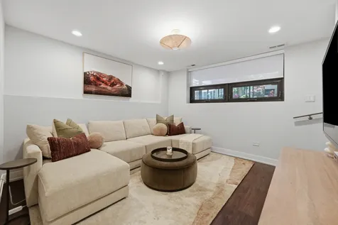 1349 North Leavitt Street Chicago IL 60622