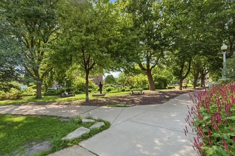 1349 North Leavitt Street Chicago IL 60622