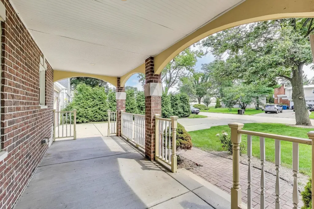 615 The Lane Avenue Hinsdale IL 60521