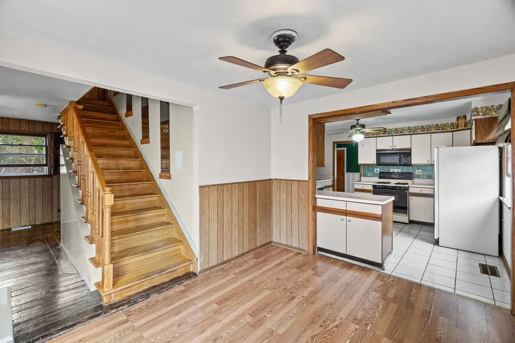 2205 Bluebird Lane Rolling Meadows IL 60008