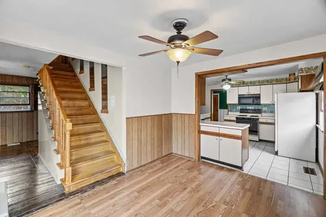 2205 Bluebird Lane Rolling Meadows IL 60008