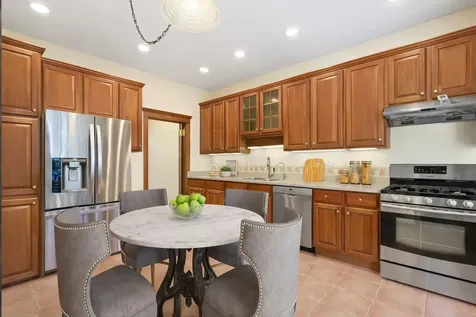 448 West Wrightwood Avenue Chicago IL 60614