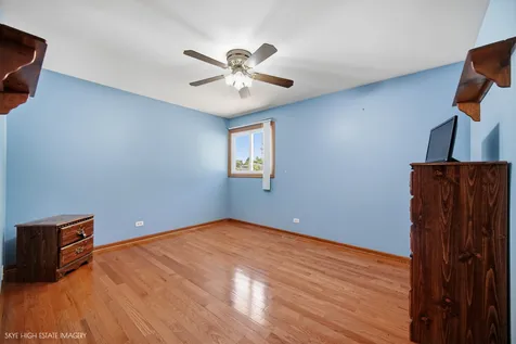 16803 92ND Avenue Orland Hills IL 60487