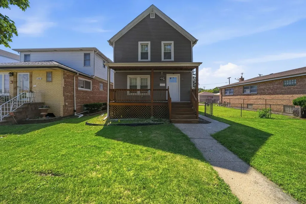 446 Rice Avenue Bellwood IL 60104