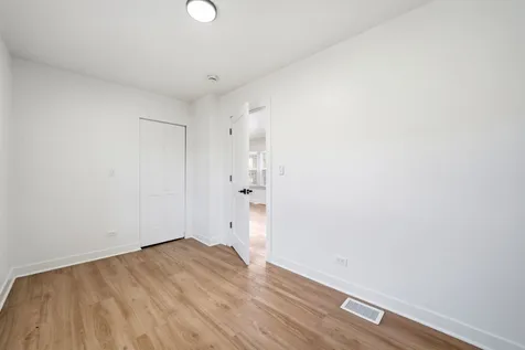 446 Rice Avenue Bellwood IL 60104