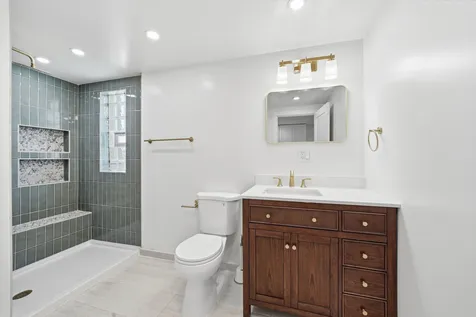 446 Rice Avenue Bellwood IL 60104