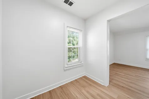 446 Rice Avenue Bellwood IL 60104