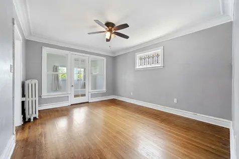 530 South Ridgeland Avenue Oak Park IL 60304