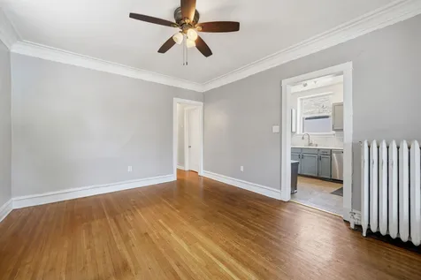 530 South Ridgeland Avenue Oak Park IL 60304