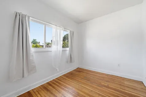 530 South Ridgeland Avenue Oak Park IL 60304