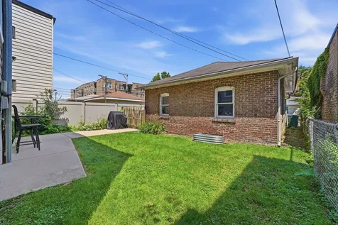 530 South Ridgeland Avenue Oak Park IL 60304