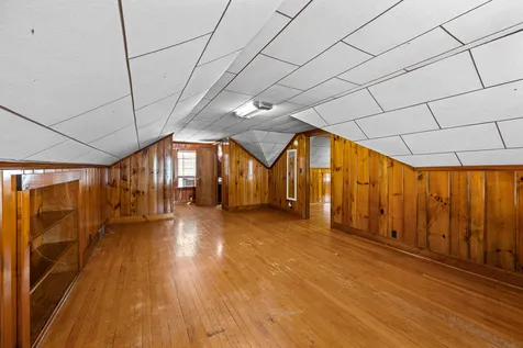 516 21ST Avenue Moline IL 61265