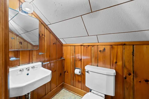 516 21ST Avenue Moline IL 61265
