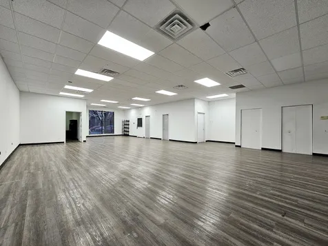 1232 Remington Road Schaumburg IL 60173