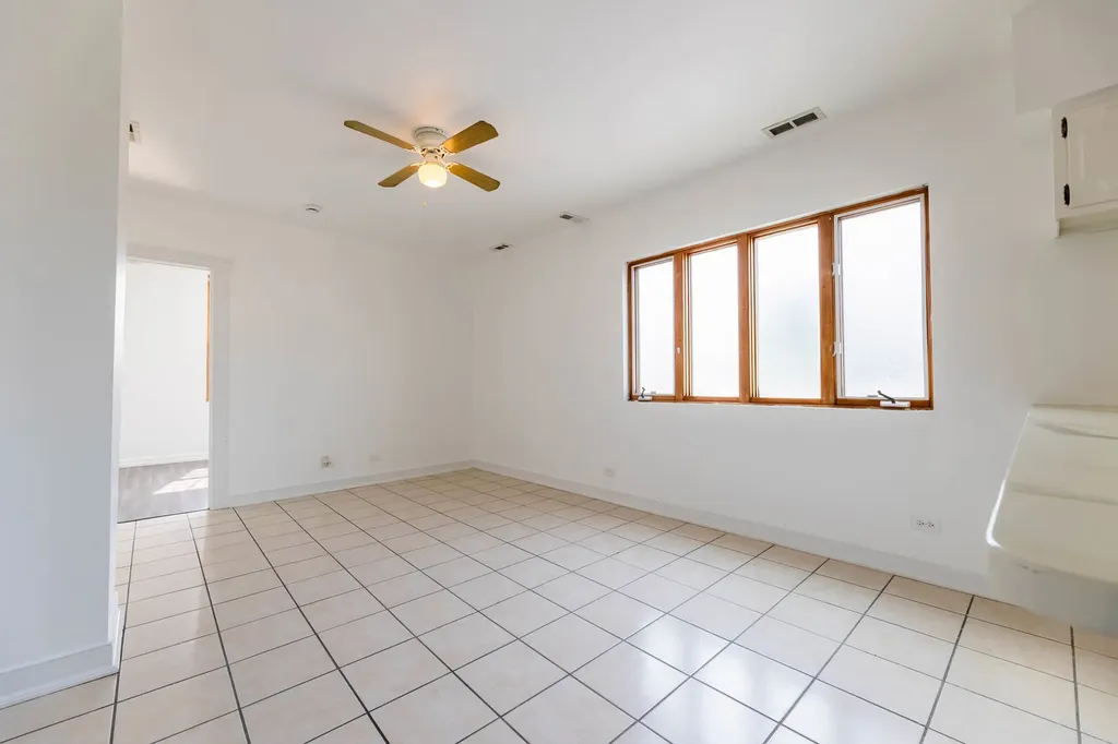 12758 Wood Street Blue Island IL 60406