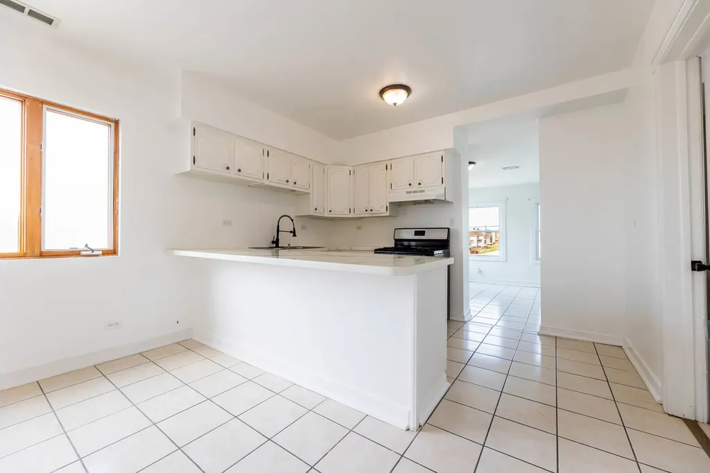12758 Wood Street Blue Island IL 60406