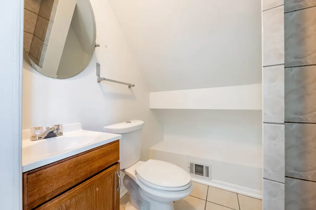12758 Wood Street Blue Island IL 60406