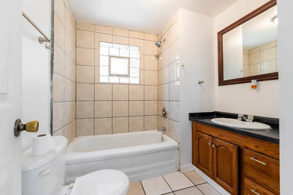 12758 Wood Street Blue Island IL 60406