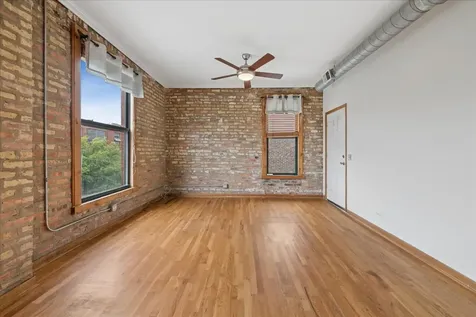 439 North Leavitt Street Chicago IL 60612