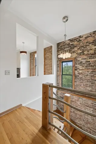 439 North Leavitt Street Chicago IL 60612