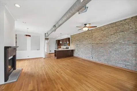 439 North Leavitt Street Chicago IL 60612