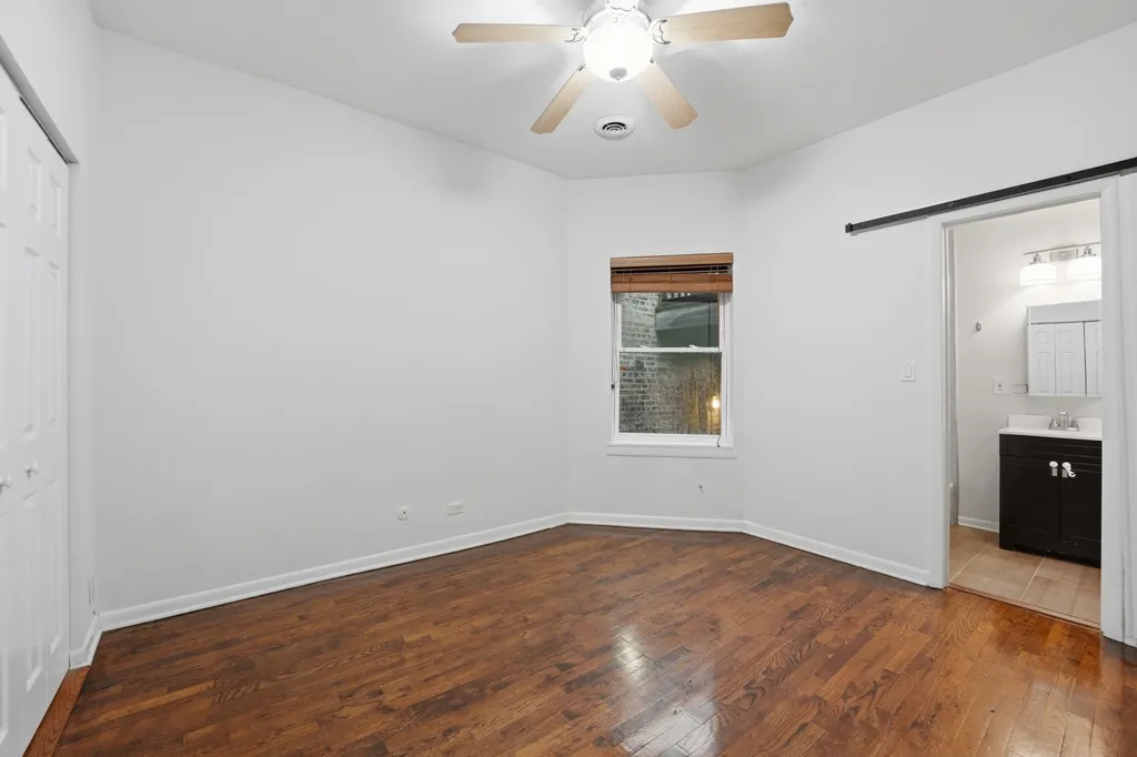 1030 West Byron Street Chicago IL 60613