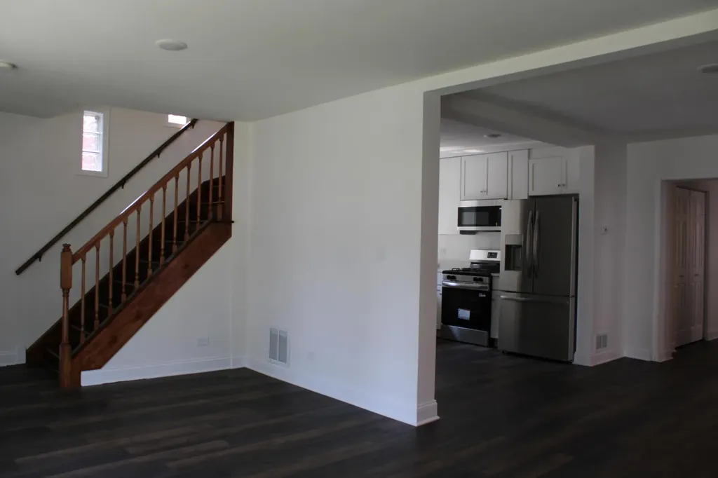 1052 West 111th Place Chicago IL 60643