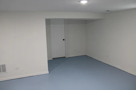 1052 West 111th Place Chicago IL 60643