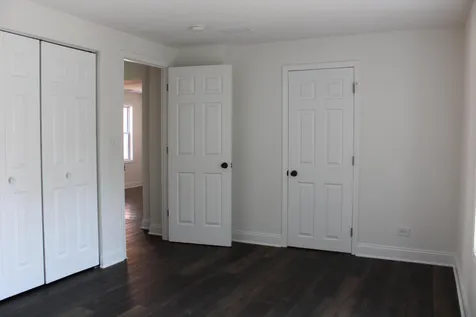 1052 West 111th Place Chicago IL 60643