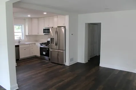1052 West 111th Place Chicago IL 60643